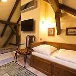 Krcinuv Dum Ξενοδοχείο 4*