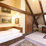 Krcinuv Dum Ξενοδοχείο 4*