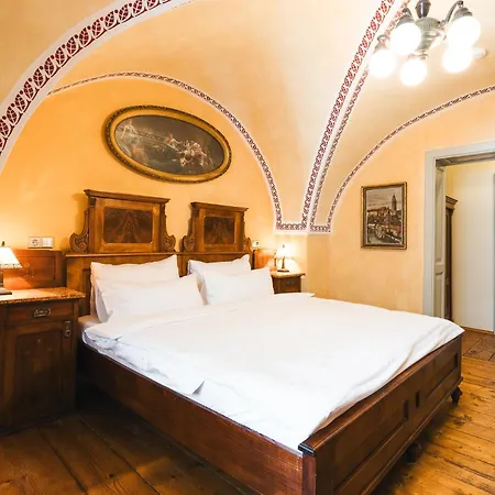 Ξενοδοχείο Krcinuv Dum 4*