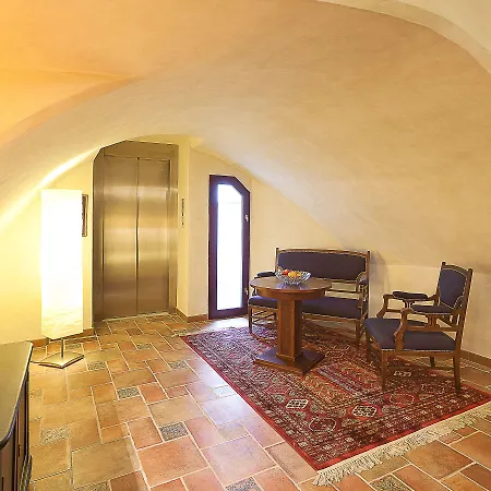 Krcinuv Dum Hotel 4*