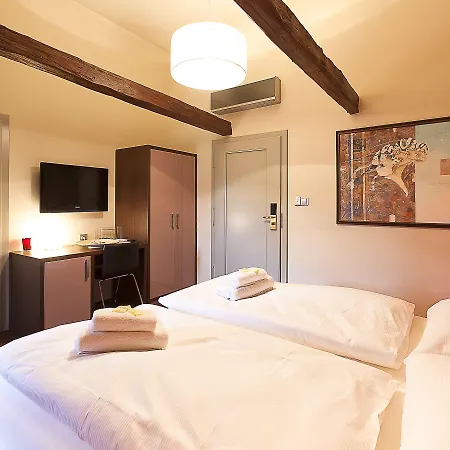 Hotel Krčínův Dům 4*