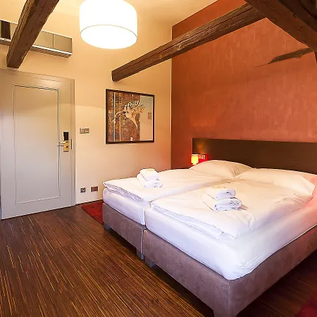 Hotel Krcinuv Dum 4*