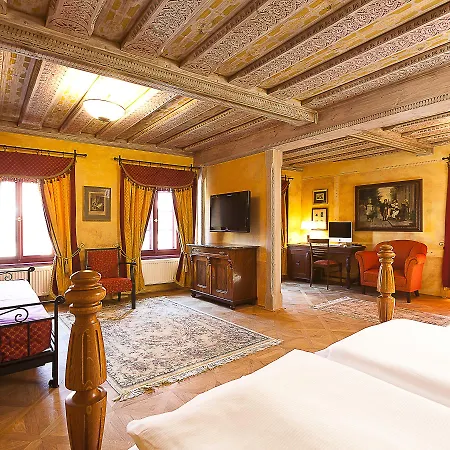 Hotel Krčínův Dům 4*