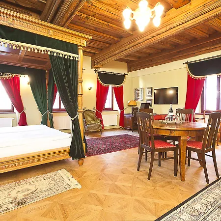 Hotel Krcinuv Dum 4*